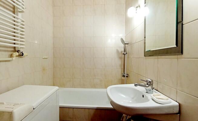 Pokój w mieszkaniu 3-pok. z salonem – Zagłoby 2