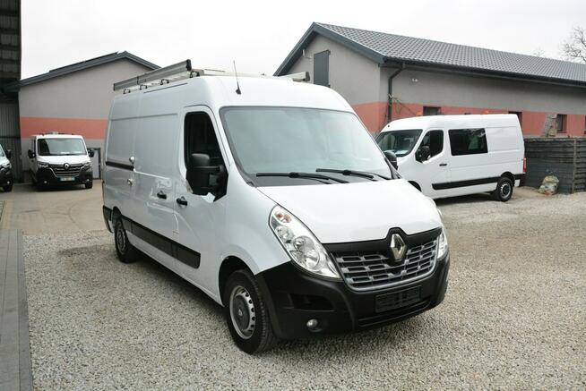 Renault Master średniak L2H2 3 osobowy blaszak 145KM pełna opcja regały serwis