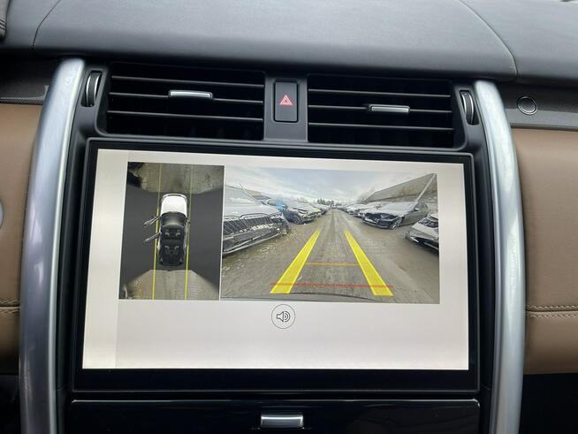 Land Rover Discovery Metropolitan mHEV Skóra 4x4 HAK Kamery360 7os. Pneumatyka