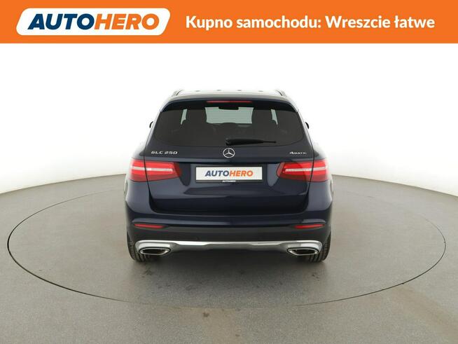 Mercedes GLC 250 4x4 automat full LED skóra/alcantara navi grzane fotele kamera i czujn