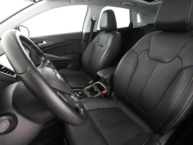 Opel Grandland X automat skóra full LED navi el. sterowane fotele z pamięcią panorama k