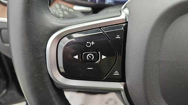 Volvo XC 60 T6 Plug-In Hybrid AWD Plus Dark au! Z Polskiego Salonu ! Faktura VAT !