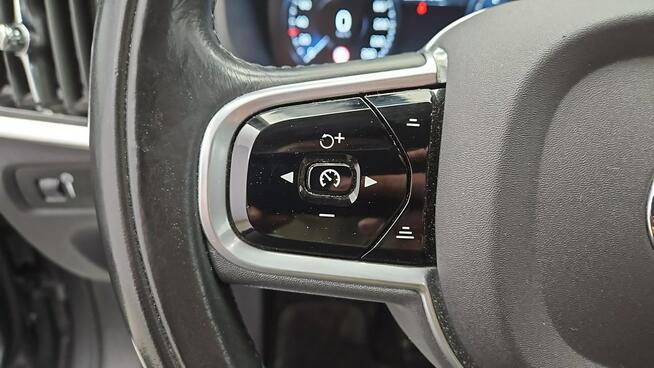 Volvo V90 D5 SCR AWD Momentum Pro aut ! Z Polskiego Salonu ! Faktura VAT !