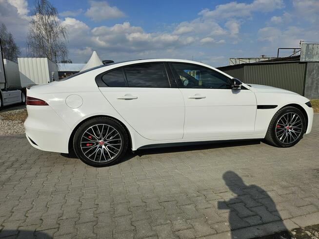 Jaguar XE od 1400zł miesięcznie bez wpłaty!