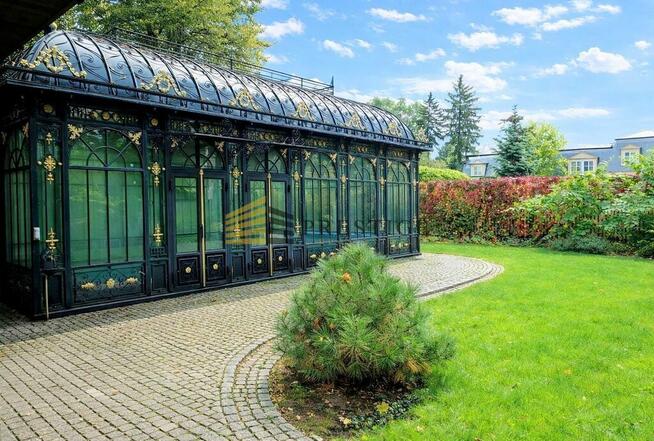 Luxury Villa with Swimming Pool | 550 m² | Private