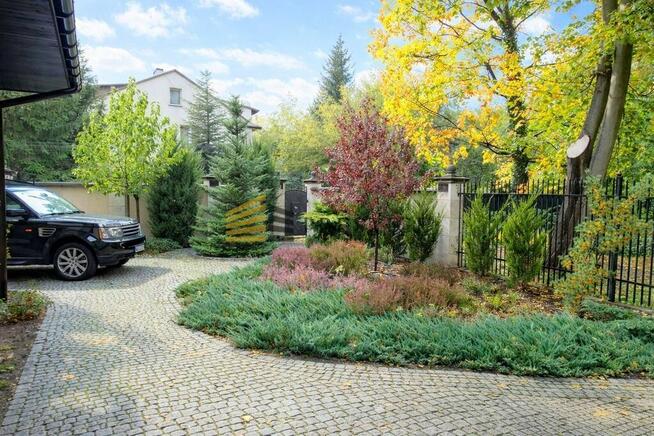 Luxury Villa with Swimming Pool | 550 m² | Private