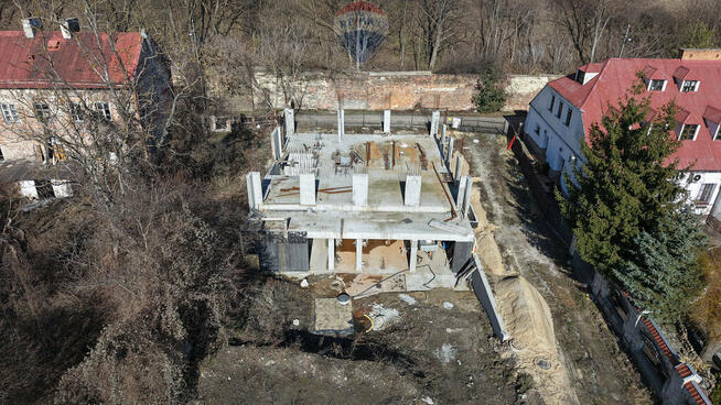 Działka z rozpoczętą budową | centrum Lublina