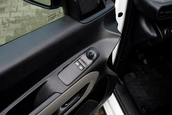 Peugeot Rifter 1,5HDI Klima, 5 osób, NAVI, 143tys.km, 2019r.
