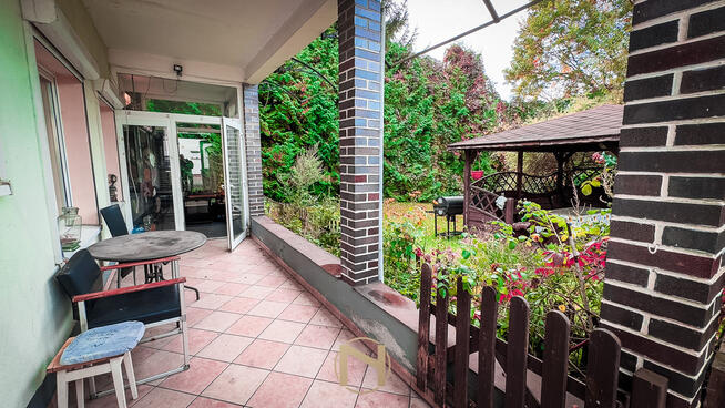 Dwa Domy Wolnostojące w Jednej Cenie