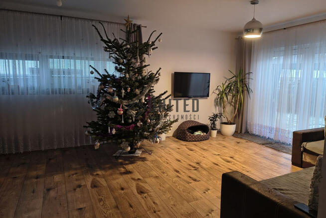 Dom bliźniak z ogrodem w Nowosiedlicach