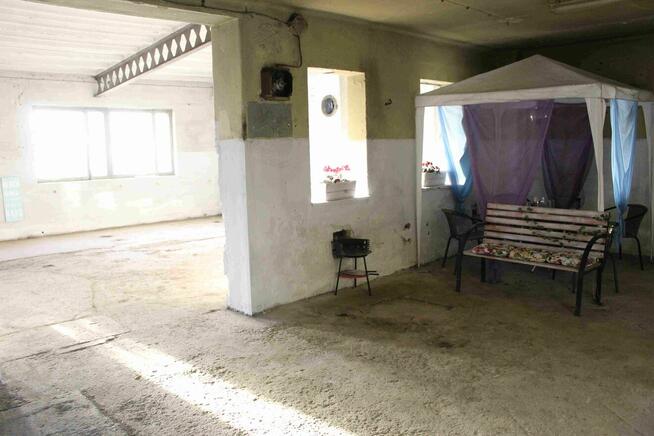 Sprzedam budynek do zaadoptowania na dom