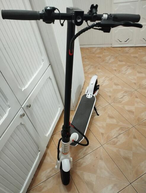 Hulajnoga elektryczna