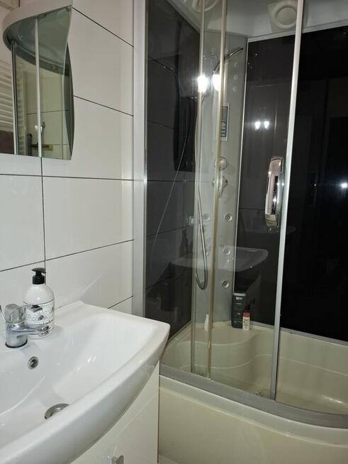 Samodzielny pokój z aneksem kuchennym