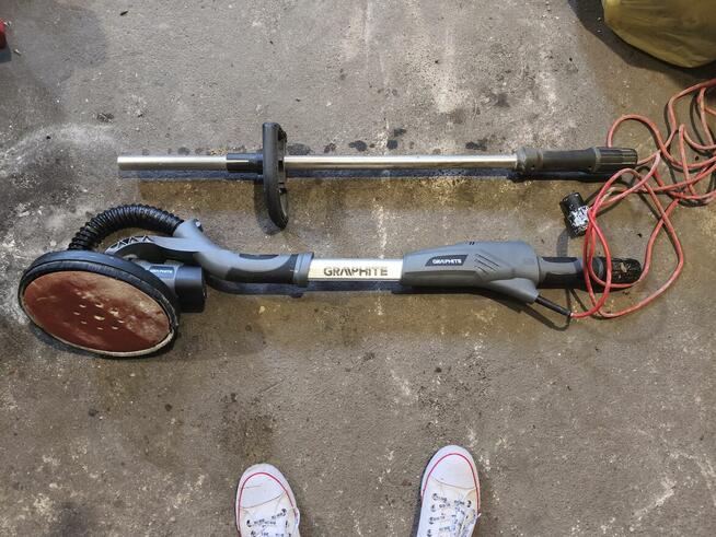 Sprzedam szlifierkę do gipsu.