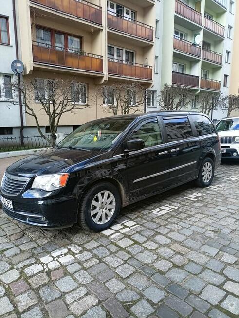 Papay, szuka pracy Portiera .