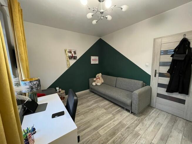 Sprzedam dom 110 M2 z poddaszem do adaptacji