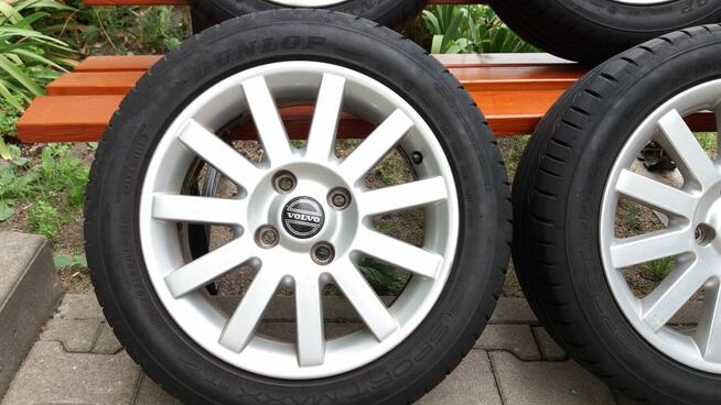 4 koła do Volvo V40