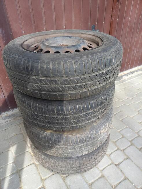 Opony na felgach R15 Scenic