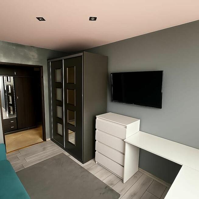 Słoneczne 3 pokoje z balkonem