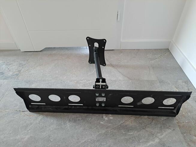 Uchwyty do monitora telewizora