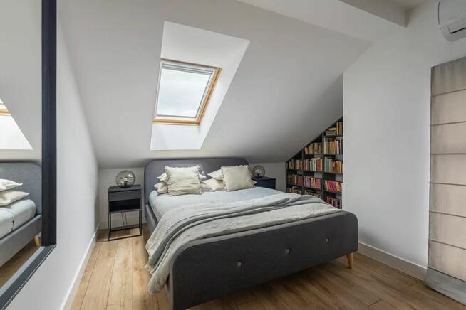 Wynajem villa wolnostojąca z basenem na polu golfowym 200m2