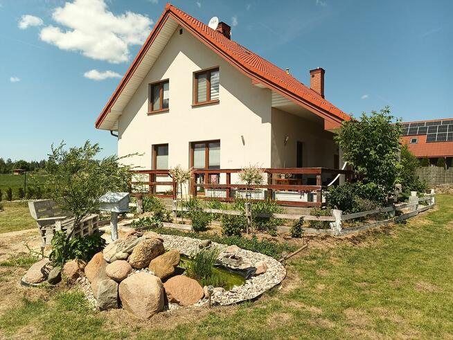 Dom jednorodzinny 130m2 w cichej i spokojnej okolicy.