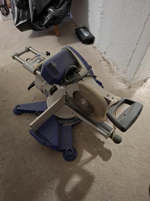 Piła Metabo KGS 303 Plus ukośnica kapówka