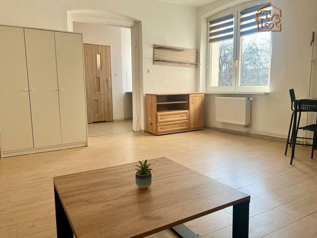 Przestronna kawalerka, pet friendly- Mariacka 12