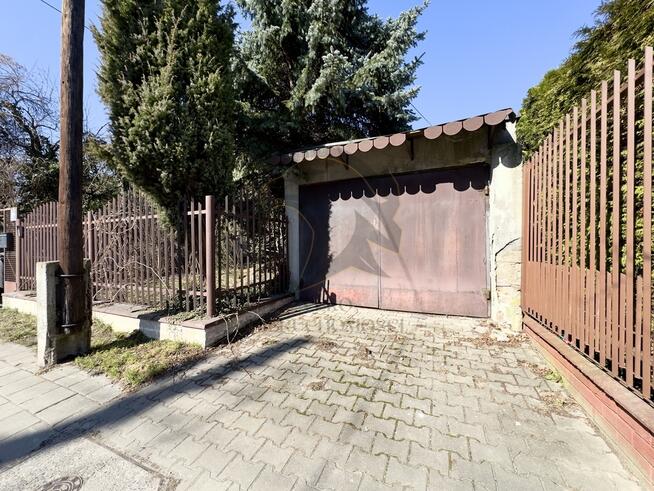 Dom i Taras jest tu też garaż