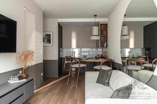 Mieszkanie POKAZOWE pow.55,84m2, 3 pokojowe, ogrzewanie miejskie/ Huby, Wrocław