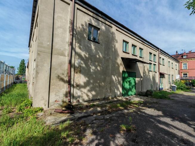 Budynek użytkowy w centrum Myszkowa