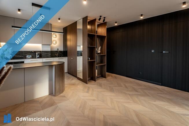 Apartament z fenomenalnym widokiem na panoramę bezpośrednio nad Wisłą