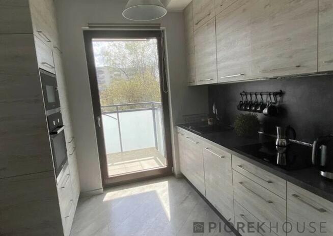 4-pokojowe mieszkanie na Żoliborzu