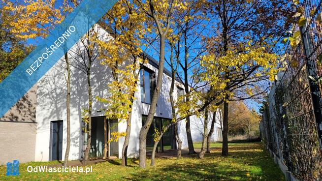 Ekologiczny dom w stanie deweloperskim na nowym osiedlu