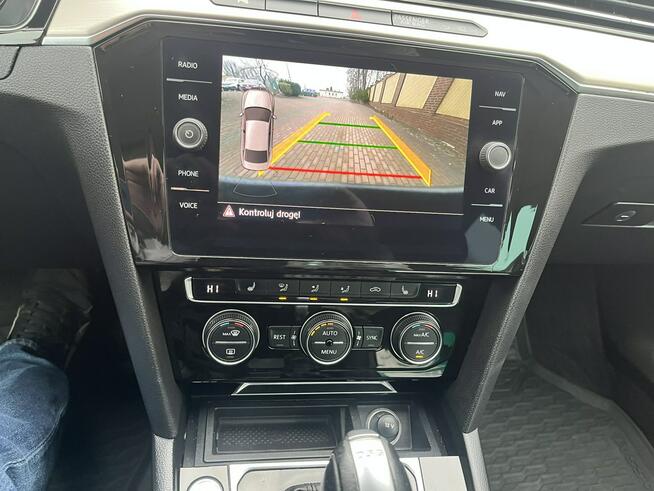 Volkswagen Passat Highline 1.4 Tsi automat wirtualne zegary alcantara polski salon