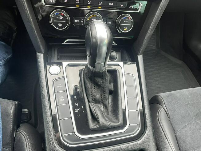 Volkswagen Passat Highline 1.4 Tsi automat wirtualne zegary alcantara polski salon