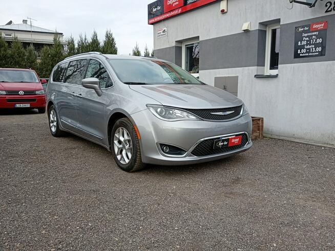 Chrysler Pacifica