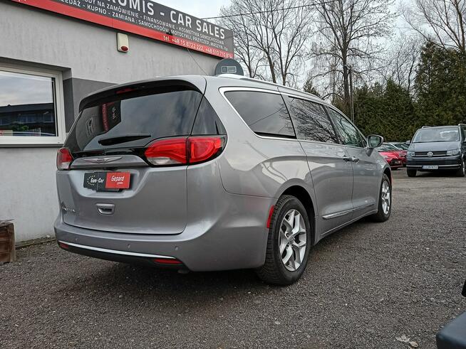 Chrysler Pacifica