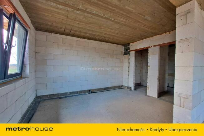 Parterowy dom jednorodzinny, stan surowy zamknięty