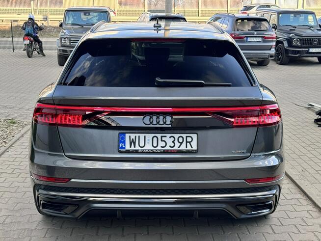 Audi Q8 3.0 TFSI 340KM. Webasto, Masaże, Wentylacja, Dociągi, Hak, FVAT23%,