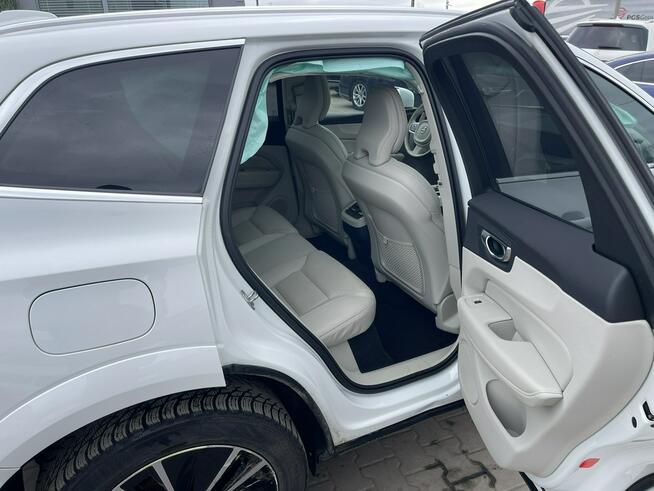 Volvo XC 60 Ultimate Bright Diesel mHEV B5 AWD Skóra Panorama Pamięć 250KM