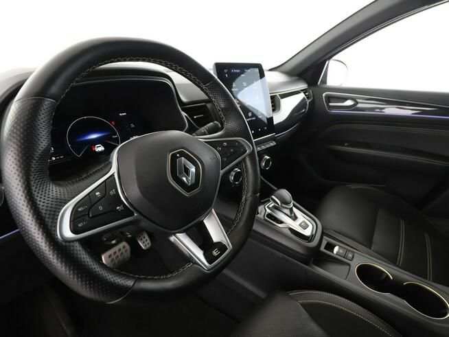 Renault Arkana HEV navi kamera skóra hak grzane fotele FullLED