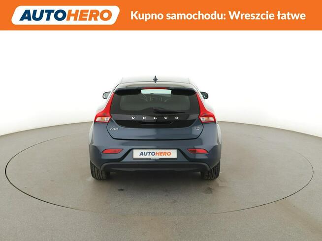 Volvo V40 Momentum Navi Czujniki parkowania Klimatyzacja Bluetooth
