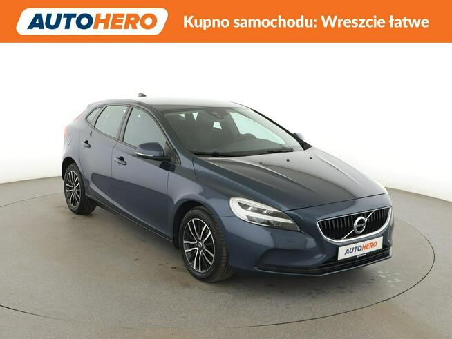 Volvo V40 Momentum Navi Czujniki parkowania Klimatyzacja Bluetooth