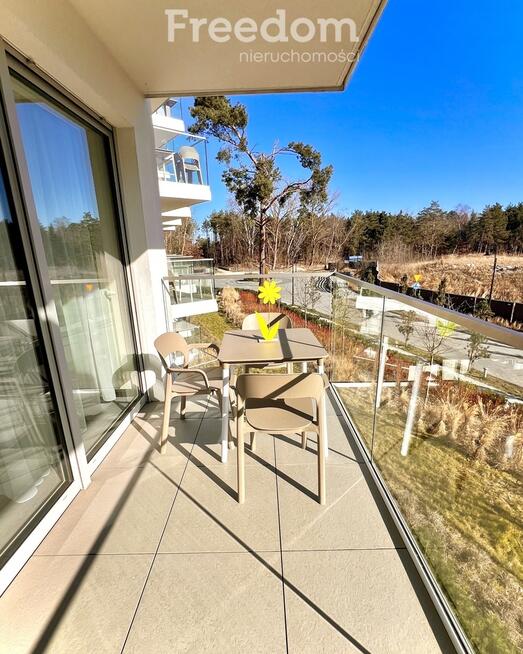 Apartament w Apart Park Albus miejsce parkingowe.