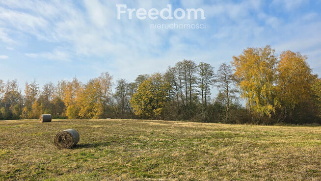 Piękna działka z widokiem na jezioro i WZ