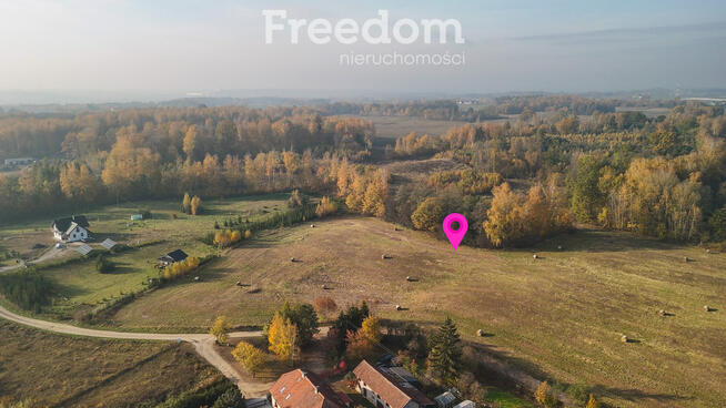 Piękna działka z widokiem na jezioro i WZ