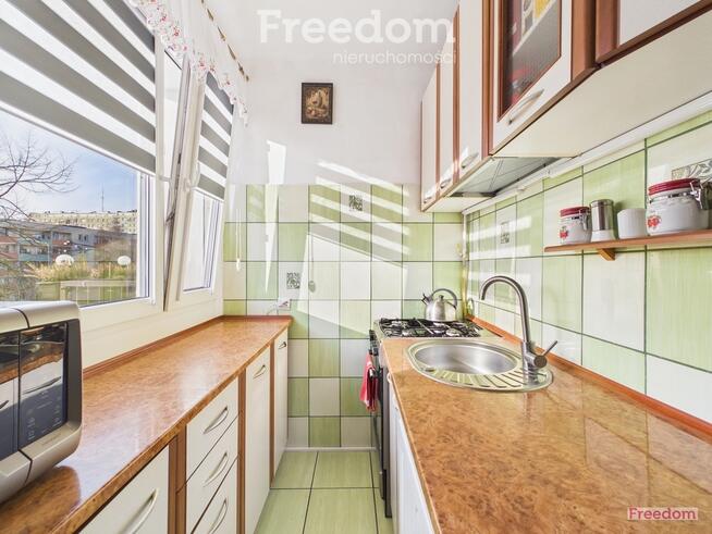 2 pokoje, balkon, 2 piętro – Władysława IV