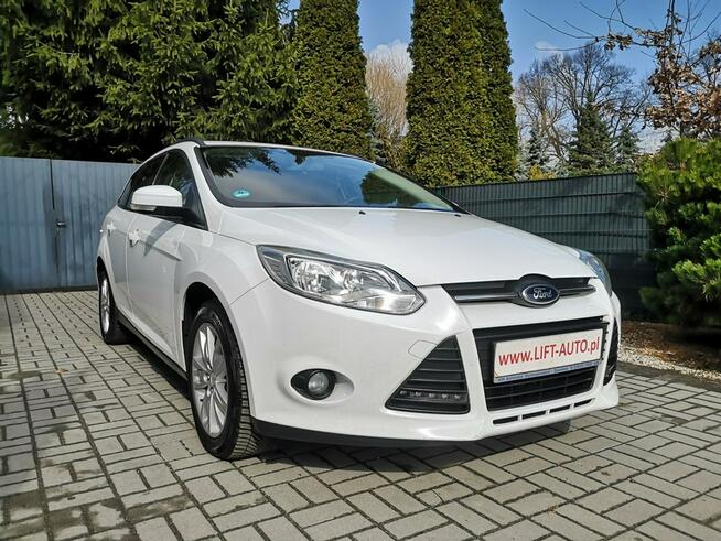 Ford Focus 1.0 12V 125KM Klima Nawi Parktronic Isofix ALU 16 Serwis Gwarancja