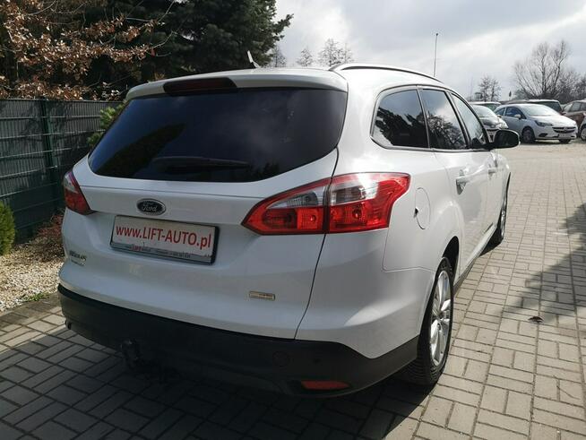 Ford Focus 1.0 12V 125KM Klima Nawi Parktronic Isofix ALU 16 Serwis Gwarancja